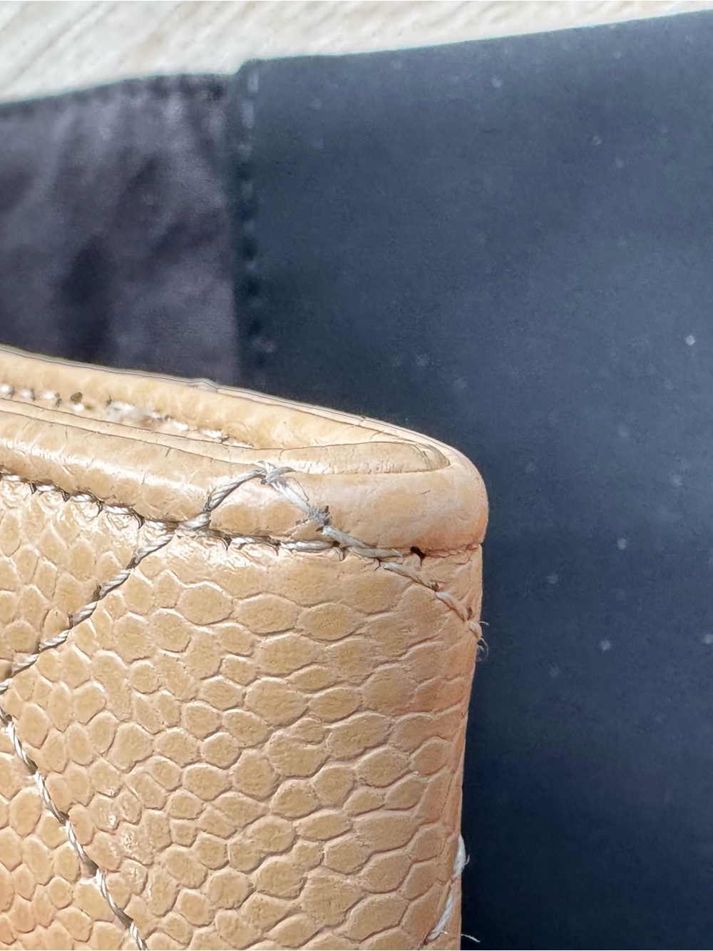 CHANEL Beige Quilted Caviar Leather Card Holder with Silver CC - Picture 7 of 15